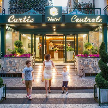 Hotel Curtis Centrale Alassio Eksteriør bilde