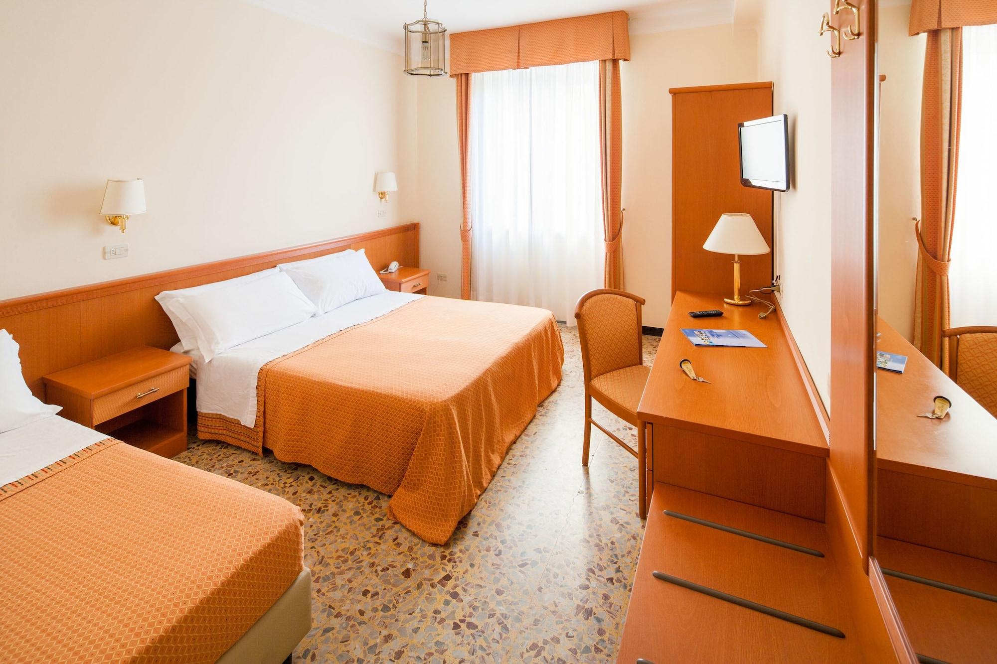 Hotel Curtis Centrale Alassio Eksteriør bilde