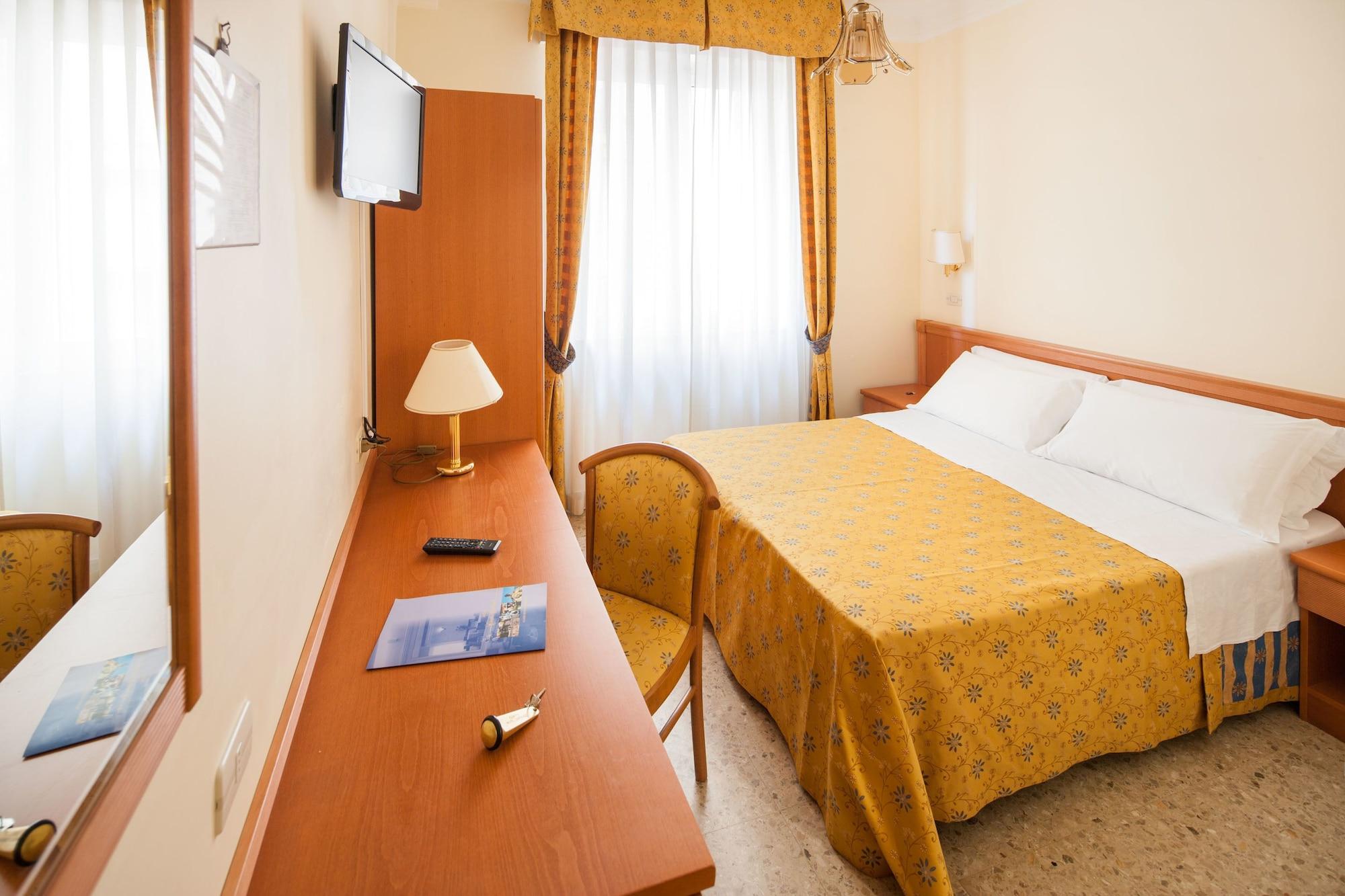 Hotel Curtis Centrale Alassio Eksteriør bilde
