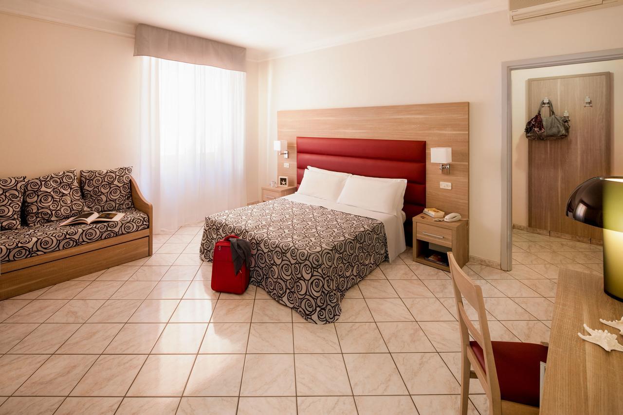 Hotel Curtis Centrale Alassio Eksteriør bilde
